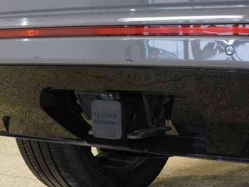 Used 2020 Volkswagen Atlas Cross Sport SEL Premium R-Line image 60