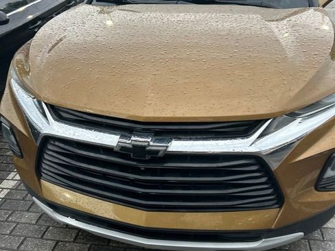 Used 2019 Chevrolet Blazer LT w/ Sound & Technology Package FWD image 4