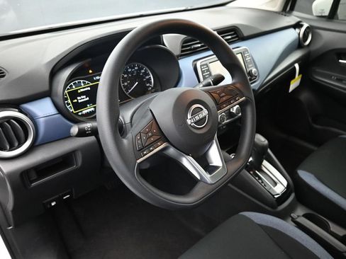 Certified 2025 Nissan Versa SV w/ Trunk Package FWD image 20