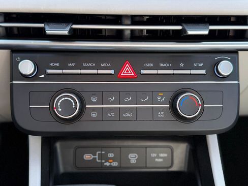 New 2026 Hyundai Tucson SE image 15