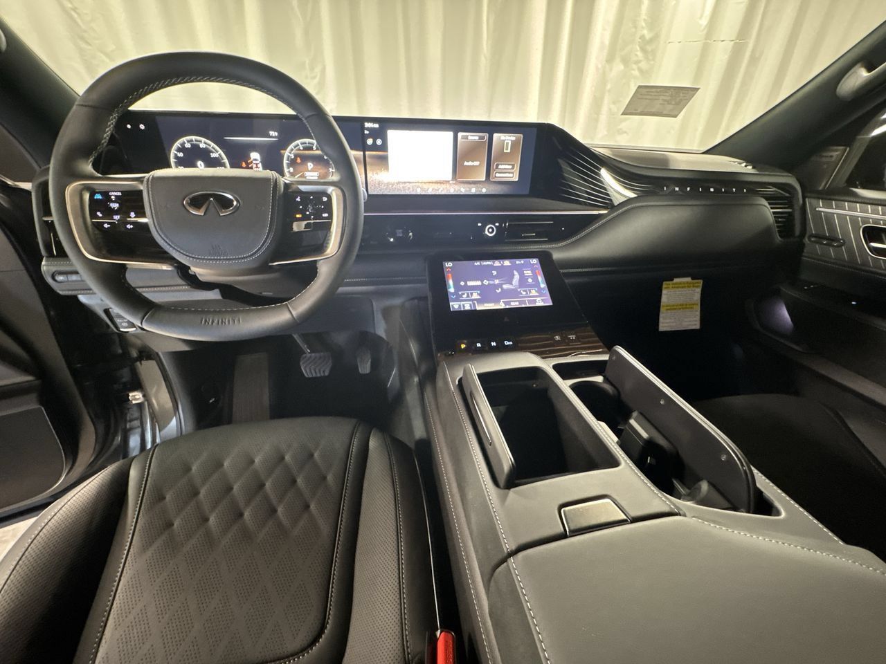 New 2026 INFINITI QX80 Autograph AWD/4WD image 13