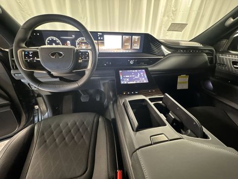 New 2026 INFINITI QX80 Autograph image 13