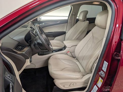Used 2019 Lincoln MKC Reserve w/ MKC Technology Package AWD/4WD image 7