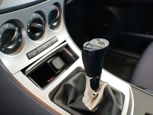 Used 2010 MAZDA MAZDA3 s Sport image 24