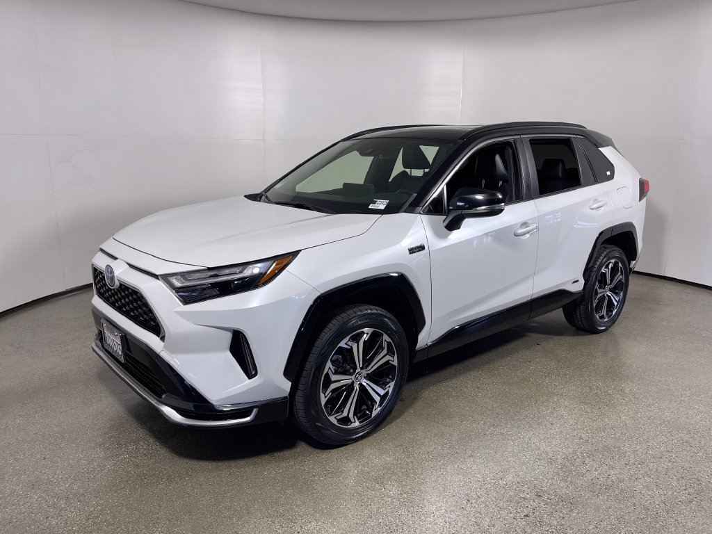 Used 2023 Toyota RAV4 XSE w/ Weather Package AWD/4WD image 7