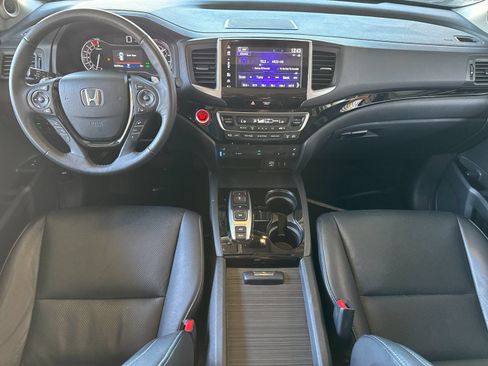 Used 2017 Honda Pilot Elite image 13