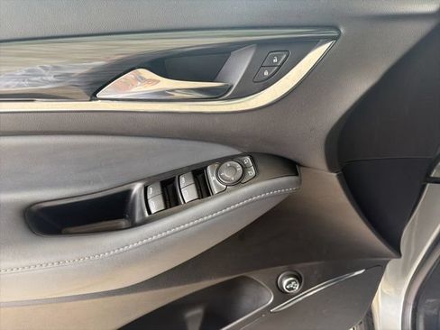 Used 2023 Buick Enclave Essence FWD image 13