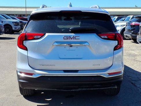 Used 2021 GMC Terrain SLT w/ LPO, Floor Liner Package AWD/4WD image 4