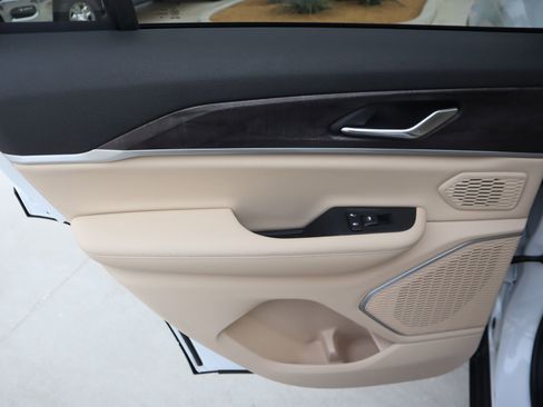 New 2026 Jeep Grand Cherokee Limited AWD/4WD image 18