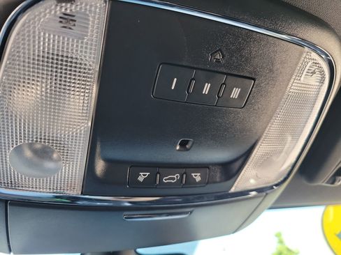 Used 2021 Jeep Grand Cherokee Laredo X RWD image 20