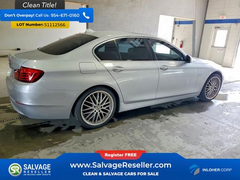 Used 2013 BMW 528i xDrive Sedan AWD/4WD image 4