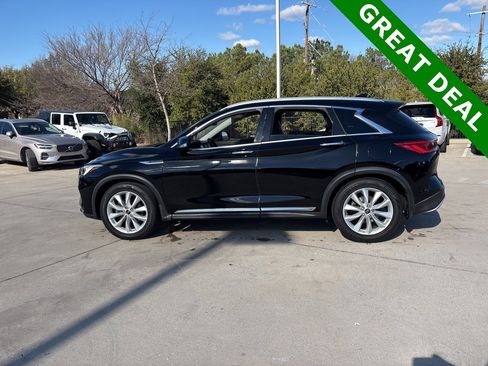 Used 2019 INFINITI QX50 Essential w/ Premium Heat Package image 8