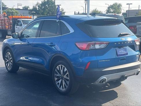 Certified 2020 Ford Escape Titanium AWD/4WD image 10