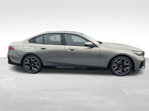 New 2026 BMW 540i xDrive w/ M Sport Package image 2