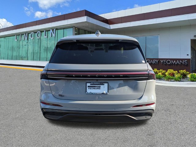 New 2026 Lincoln Nautilus Premier w/ Jet Appearance Package AWD/4WD image 5
