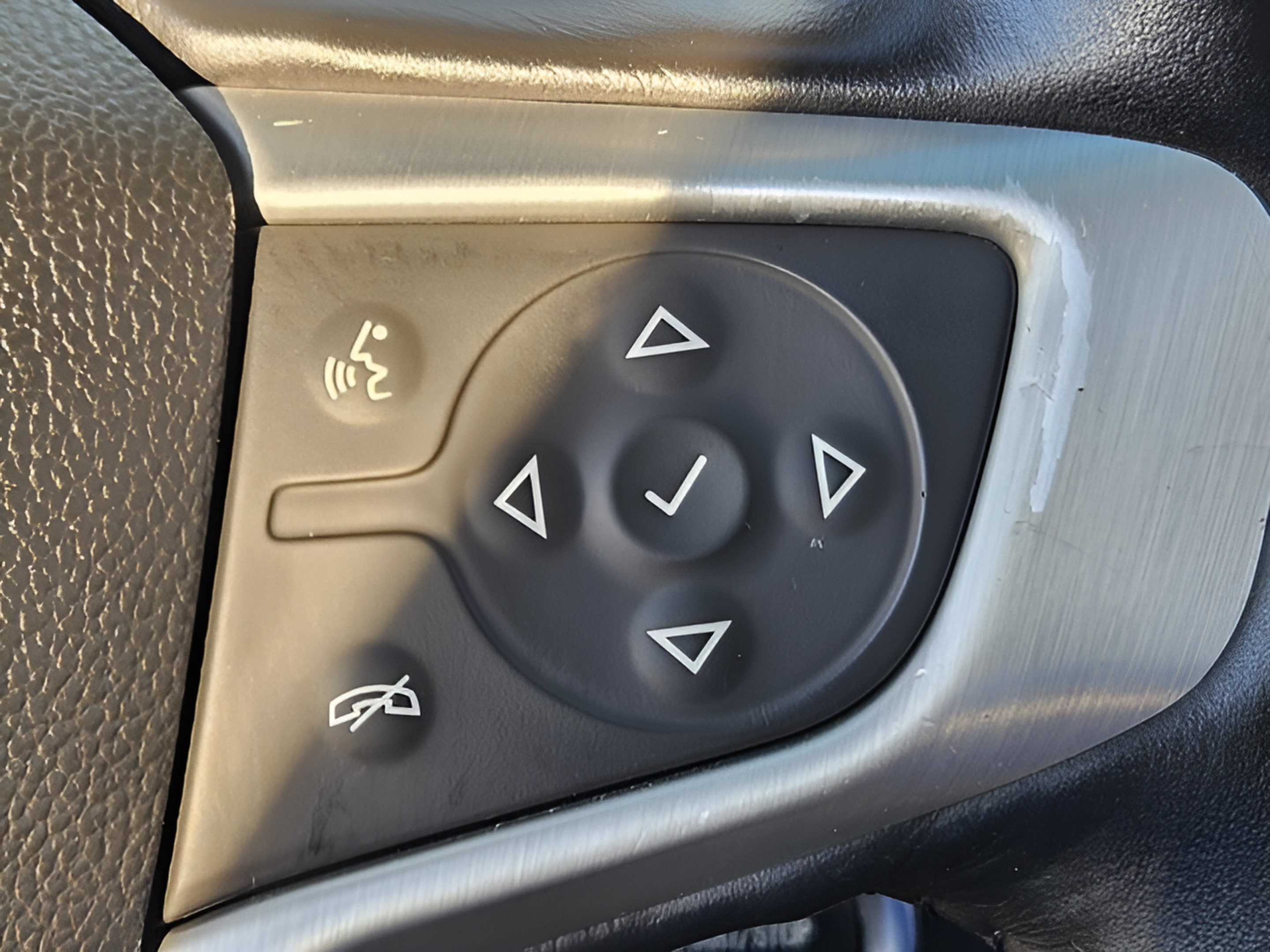 Used 2019 GMC Terrain SLT w/ Preferred Package FWD image 21