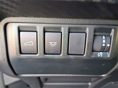 Used 2025 Subaru Ascent Premium image 25