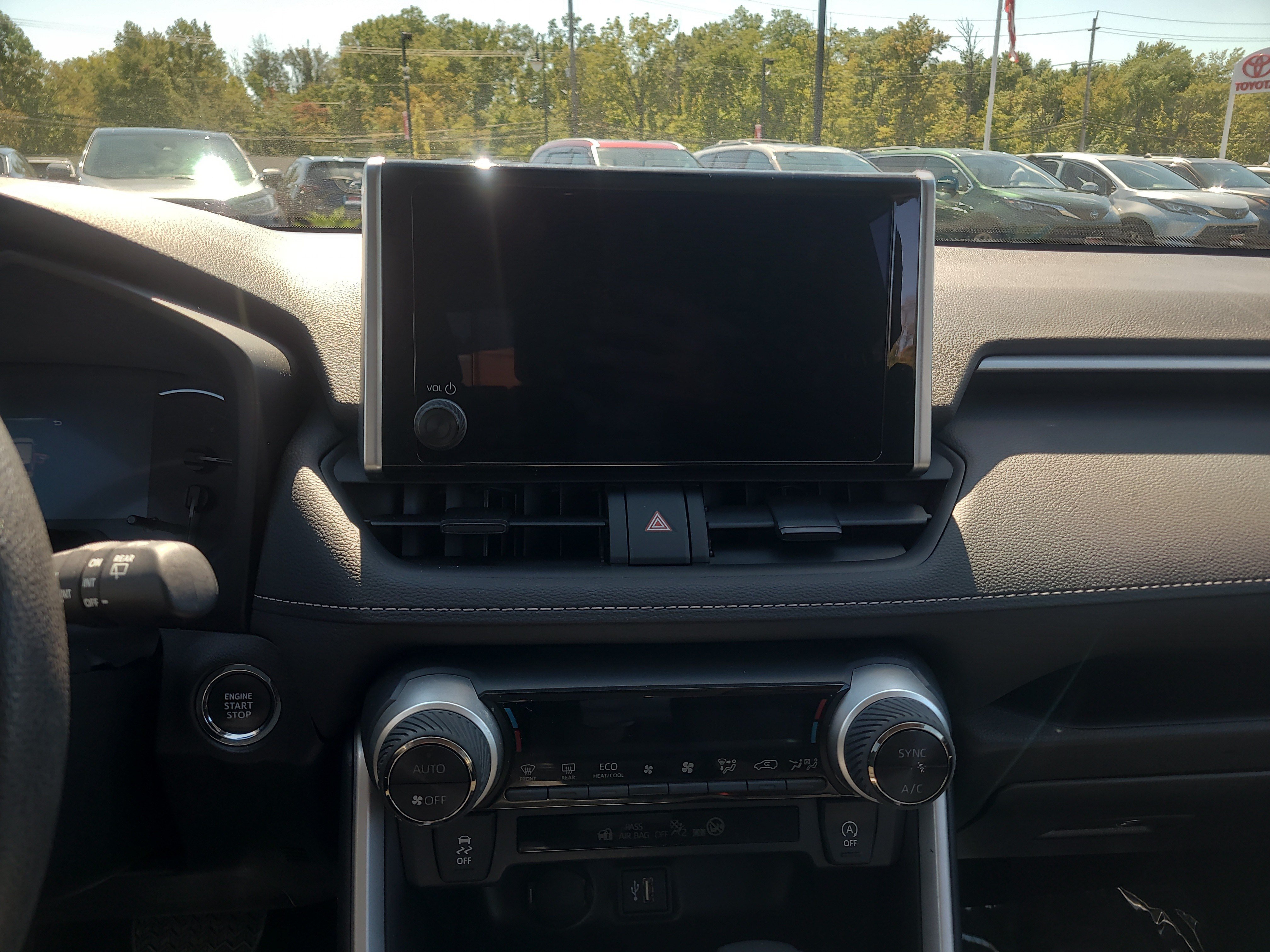 Certified 2023 Toyota RAV4 XLE AWD/4WD image 19