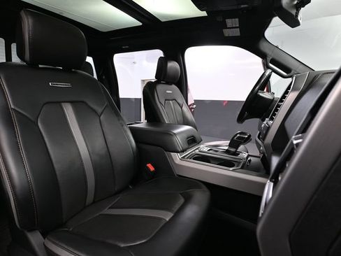 Used 2019 Ford F150 Platinum w/ Equipment Group 701A Luxury AWD/4WD image 51