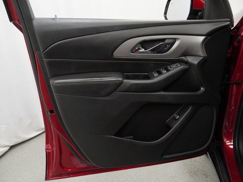 Used 2018 Chevrolet Traverse LT FWD image 27