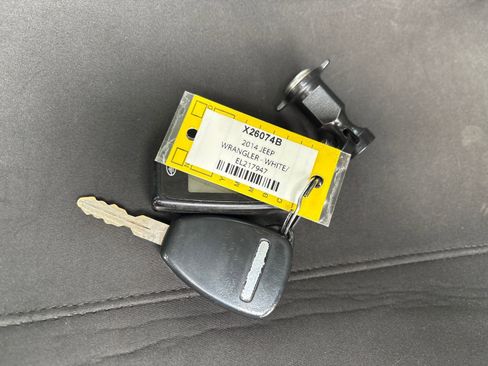 Used 2014 Jeep Wrangler Unlimited Sahara w/ Max Tow Package image 29