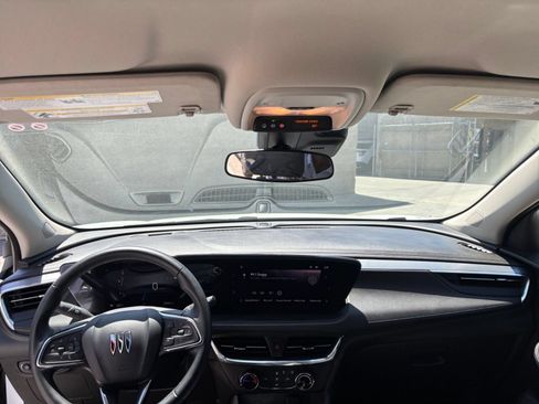 Used 2025 Buick Encore GX Preferred FWD image 32
