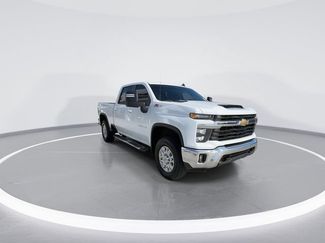Used 2025 Chevrolet Silverado 2500 LT AWD/4WD video 2