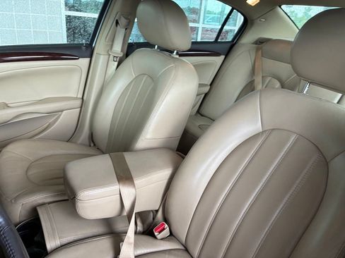 Used 2011 Buick Lucerne CXL FWD image 17