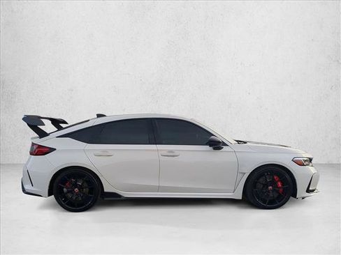 Used 2025 Honda Civic Type R image 4