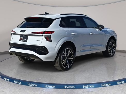 New 2026 Audi Q3 quattro 2.0T image 5