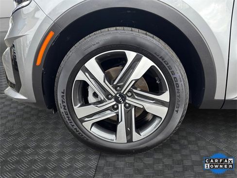 Used 2023 Kia Sorento EX image 14