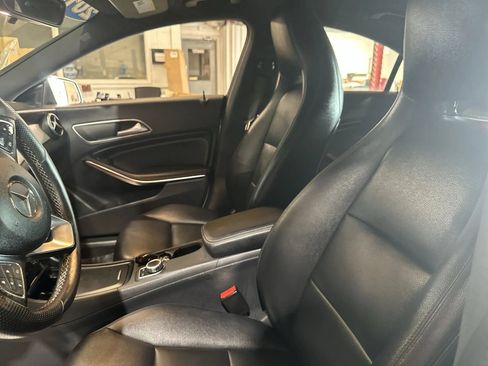 Used 2015 Mercedes-Benz CLA 250 image 13