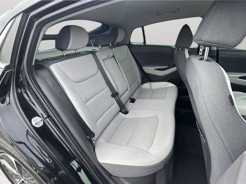 Used 2022 Hyundai Ioniq SEL FWD image 22