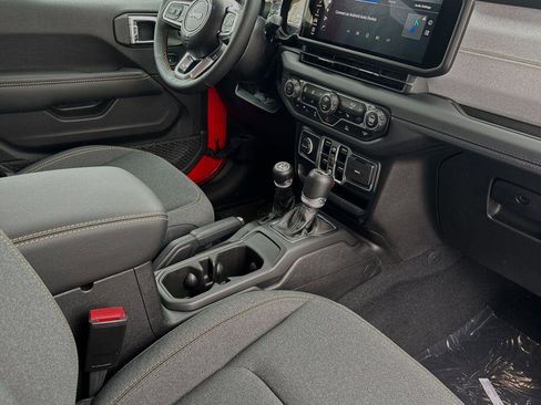 New 2024 Jeep Wrangler Unlimited Sahara image 13