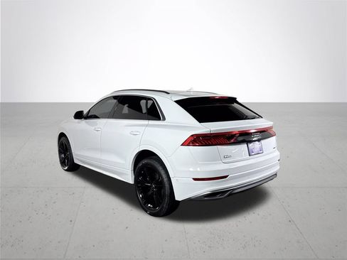 Used 2023 Audi Q8 Premium w/ Convenience Package AWD/4WD image 8