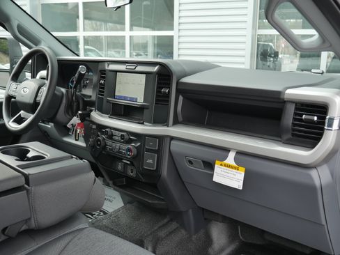 New 2026 Ford F350 XL w/ XL Chrome Package image 26