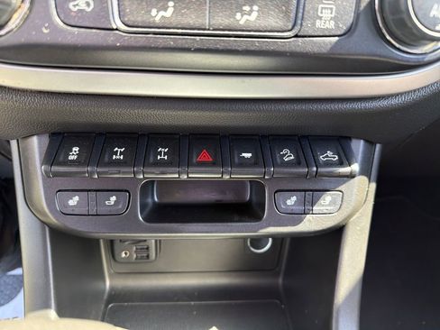 Used 2021 Chevrolet Colorado ZR2 image 23