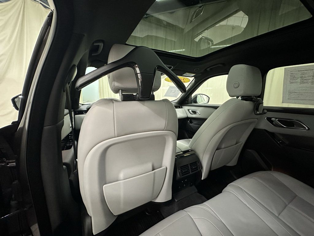 Used 2024 Land Rover Range Rover Velar Dynamic SE AWD/4WD image 23