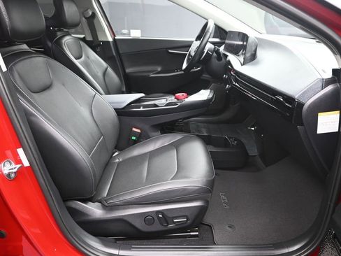 Certified 2023 Kia EV6 Wind w/ Wind Technology Package image 40