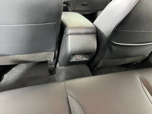 Used 2025 Nissan Altima 2.5 SR FWD image 44