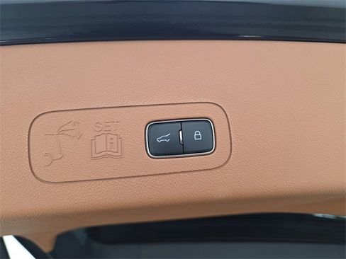 Certified 2023 Lincoln Aviator Black Label w/ Dynamic Handling Package image 33