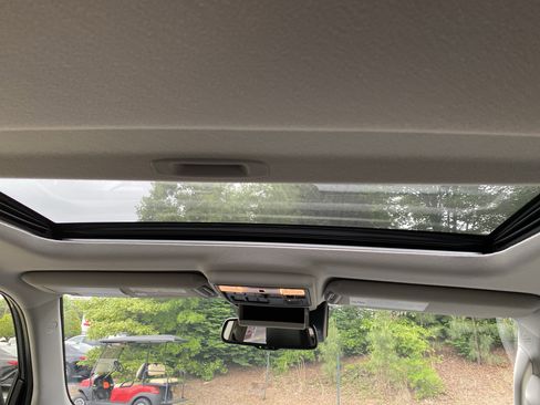 Certified 2021 Toyota 4Runner SR5 Premium w/ Moonroof Package AWD/4WD image 20