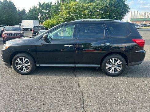 Used 2020 Nissan Pathfinder S AWD/4WD image 8