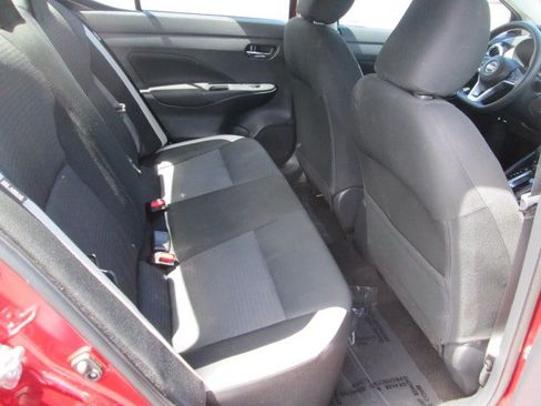 Used 2021 Nissan Versa SV FWD image 11