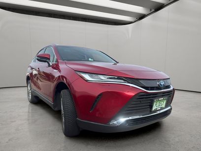 Used 2021 Toyota Venza XLE w/ Softex Package