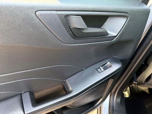 Used 2024 Ford Escape Active AWD/4WD image 8