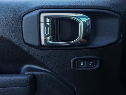 New 2026 Jeep Wrangler Sport AWD/4WD image 21
