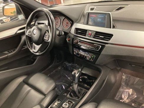 Used 2018 BMW X1 xDrive28i AWD/4WD image 16