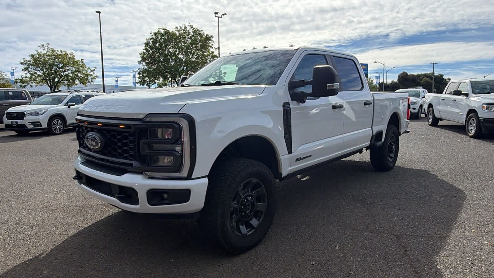 Used 2023 Ford F250 XL w/ STX Appearance Package AWD/4WD image 1