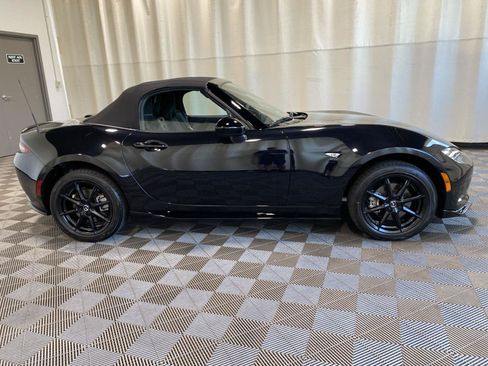 Certified 2025 MAZDA MX-5 Miata Sport w/ Appearance Package RWD image 8